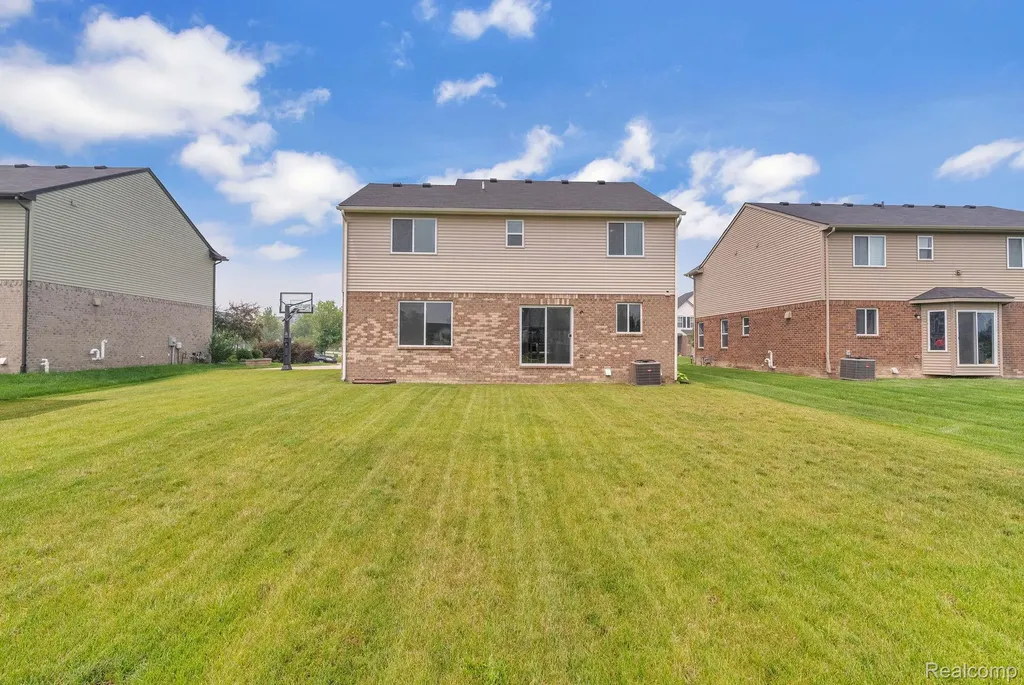 7275 Castell Boulevard Van Buren Charter Township MI 48111