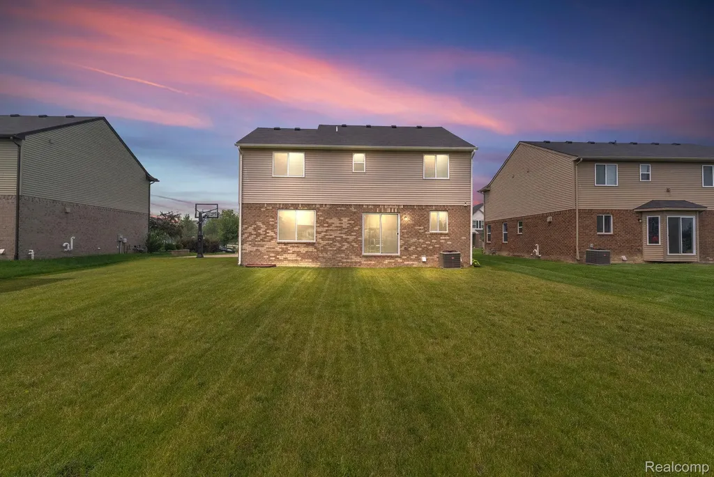 7275 Castell Boulevard Van Buren Charter Township MI 48111