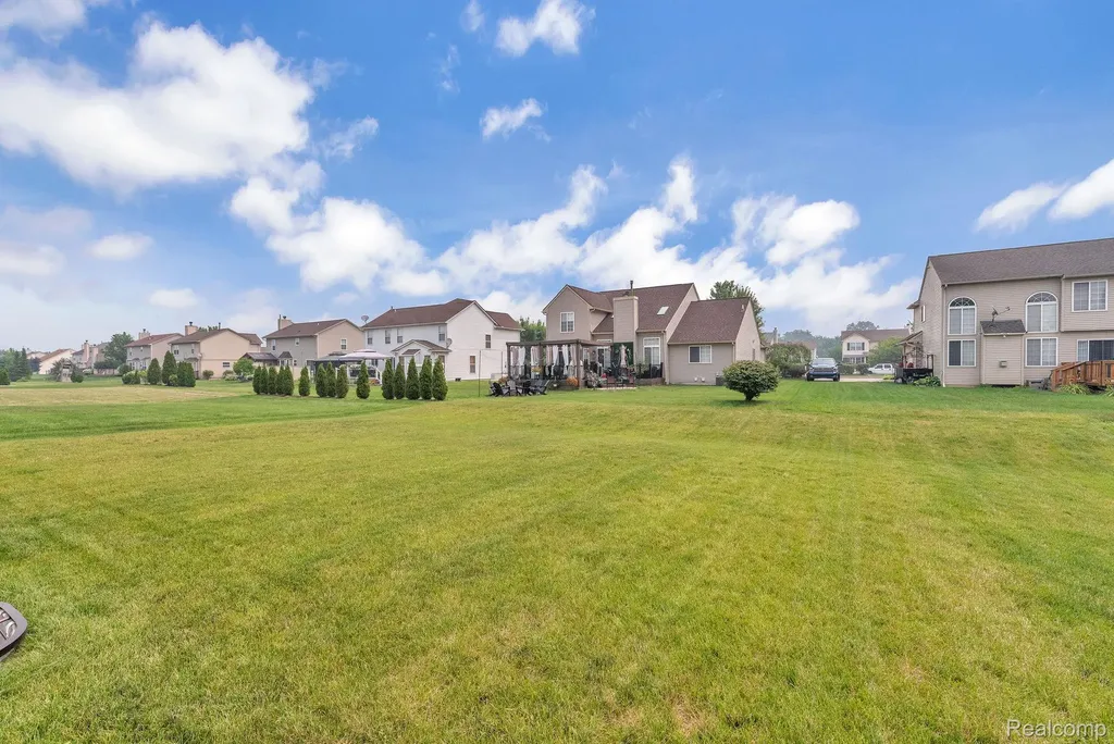 7275 Castell Boulevard Van Buren Charter Township MI 48111