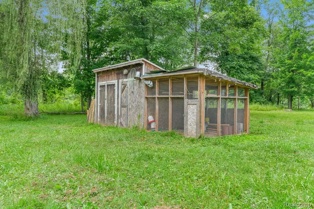 5670 Kinneville Road Onondaga Township MI 48827