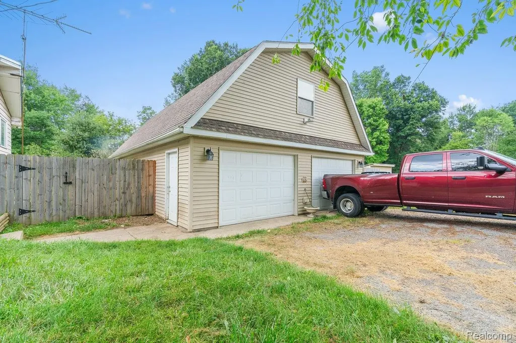 5670 Kinneville Road Onondaga Township MI 48827