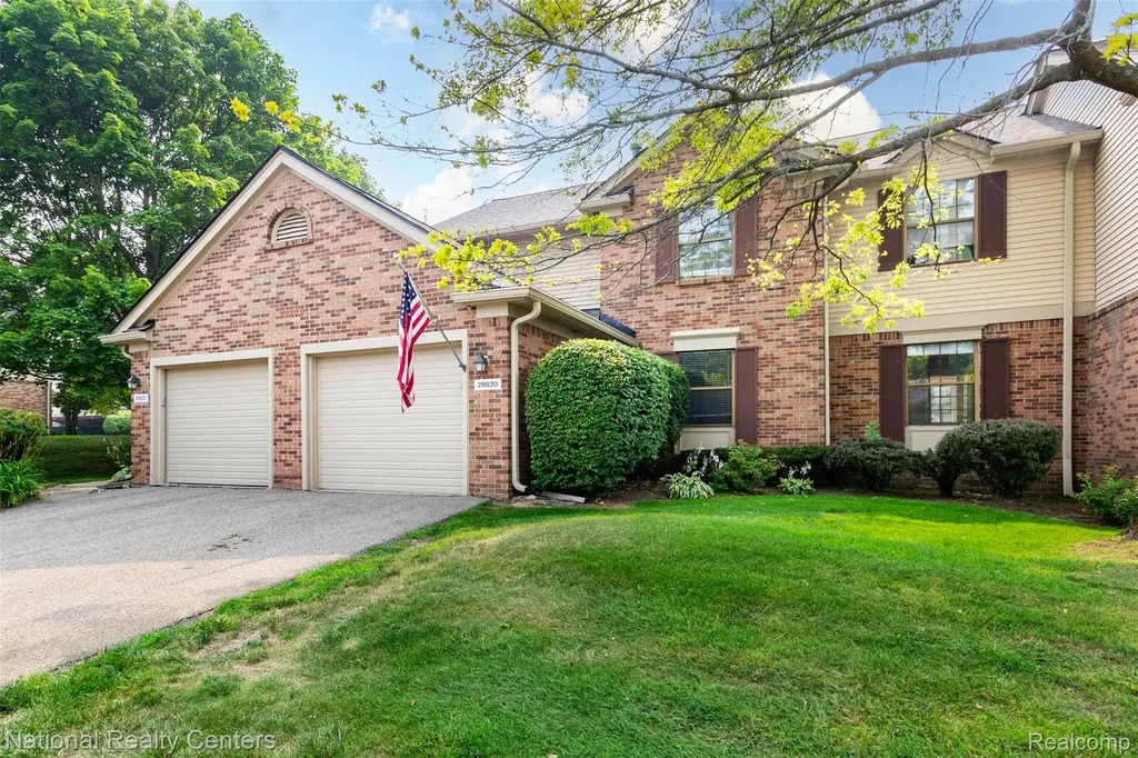 29820 Indian Trail Farmington Hills City MI 48331
