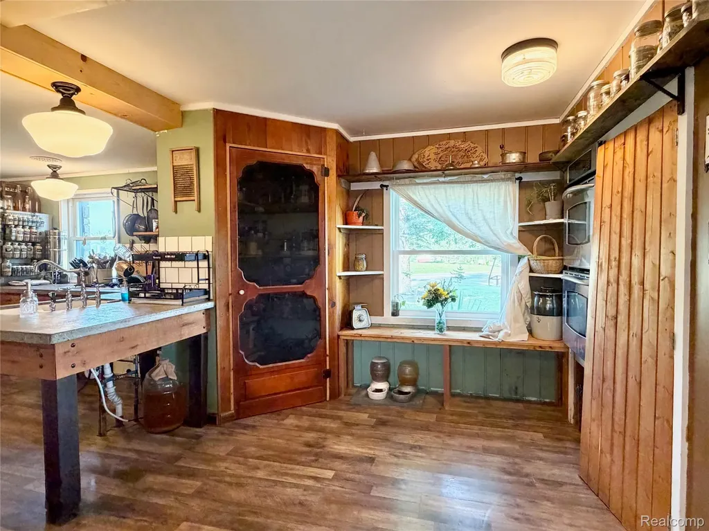7601 W Us Highway 223 Rome Township MI 49221