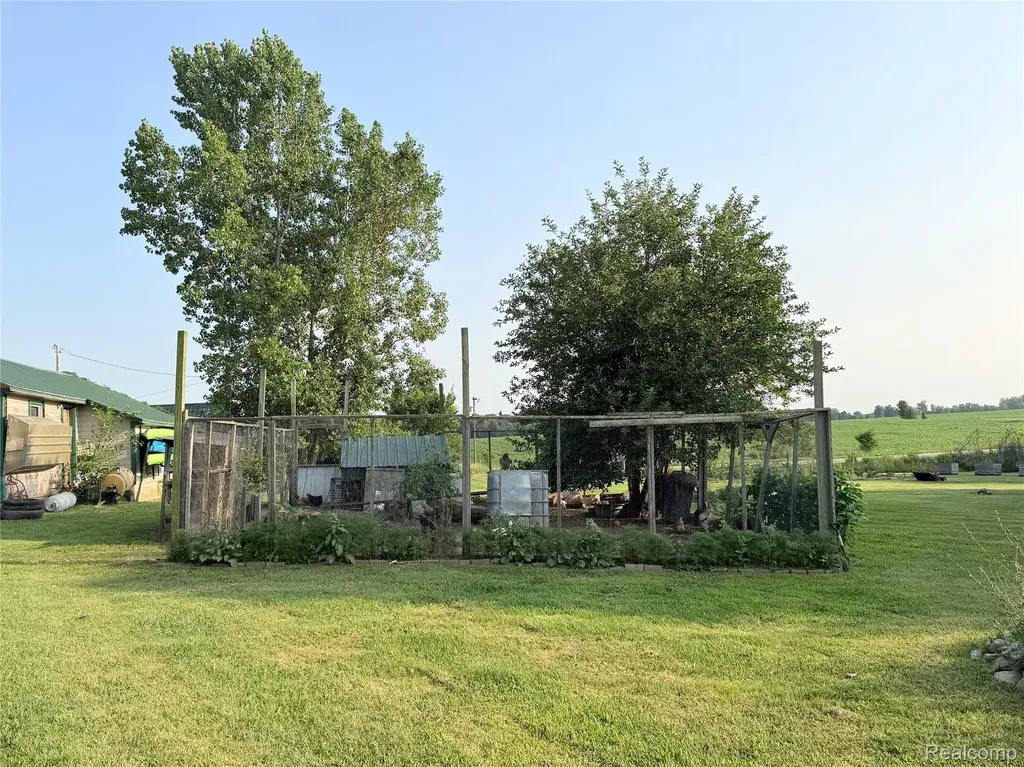 7601 W Us Highway 223 Rome Township MI 49221