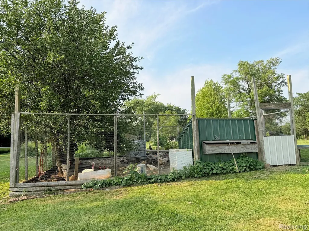 7601 W Us Highway 223 Rome Township MI 49221