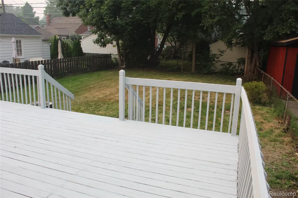 1552 Brys Drive Grosse Pointe Woods City MI 48236