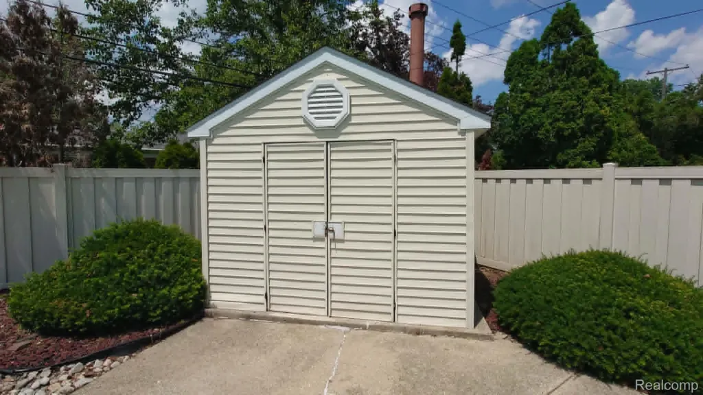 1650 Hawthorne Street Trenton City MI 48183