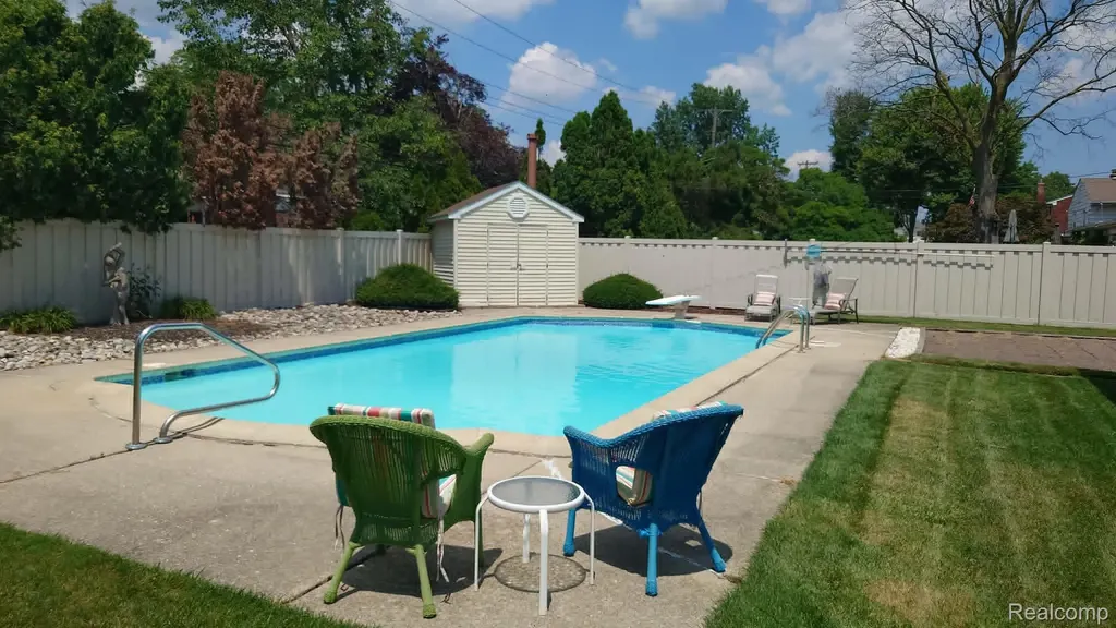1650 Hawthorne Street Trenton City MI 48183