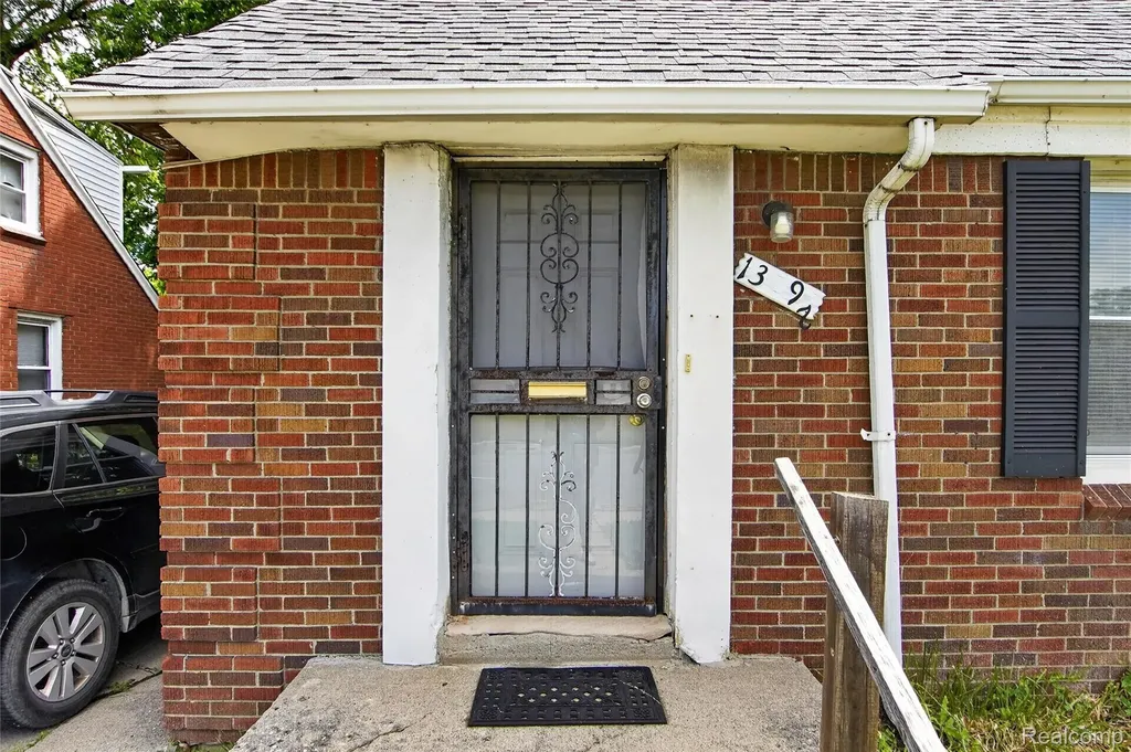 13588- 13592 Southfield Detroit City MI 48227