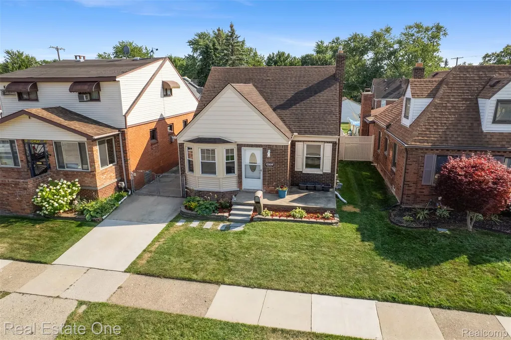 15435 Jonas Avenue Allen Park City MI 48101