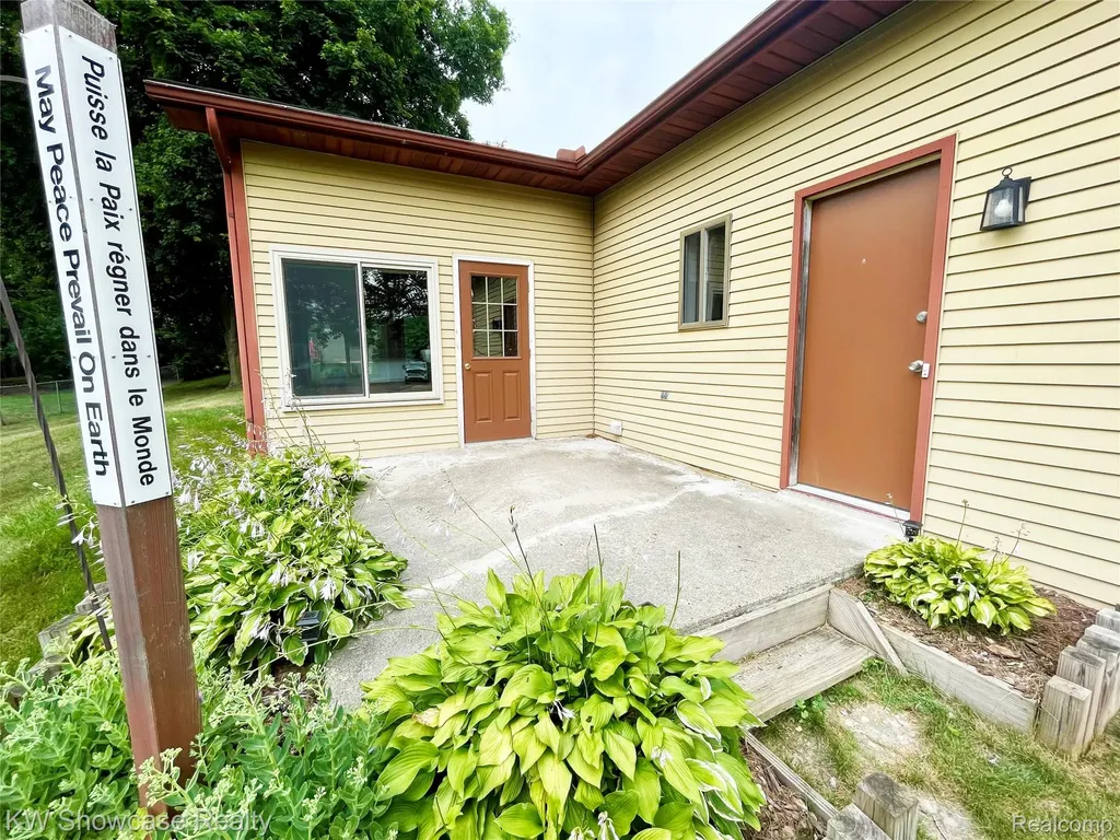 6391 Snow Apple Drive Independence Charter Township MI 48346