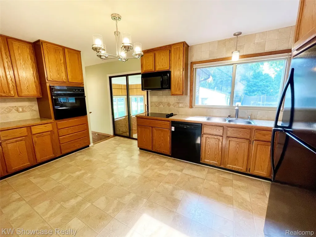 6391 Snow Apple Drive Independence Charter Township MI 48346