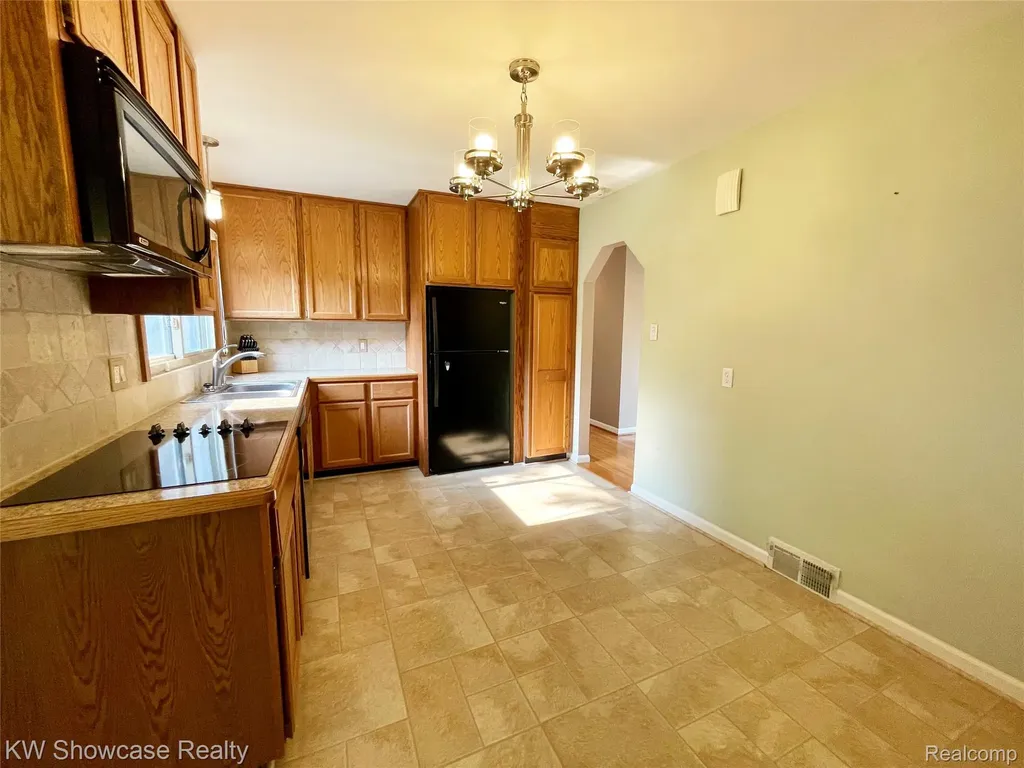 6391 Snow Apple Drive Independence Charter Township MI 48346