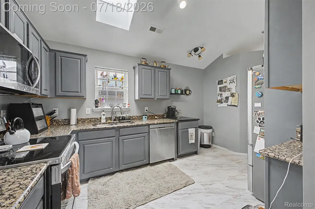 45741 Cagney Drive Macomb Township MI 48044