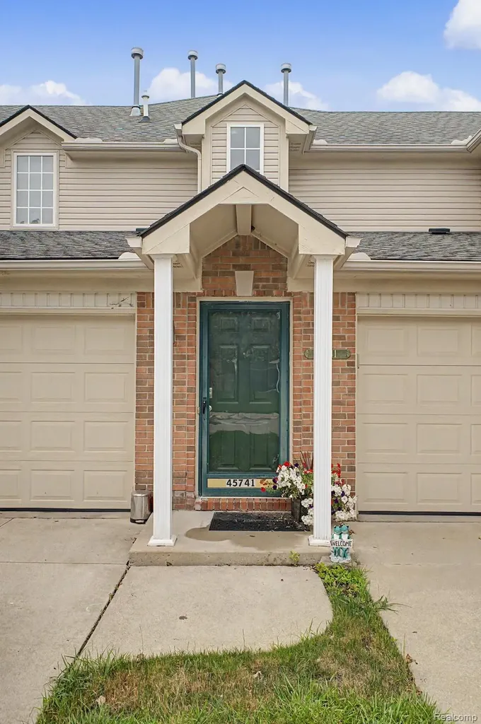 45741 Cagney Drive Macomb Township MI 48044