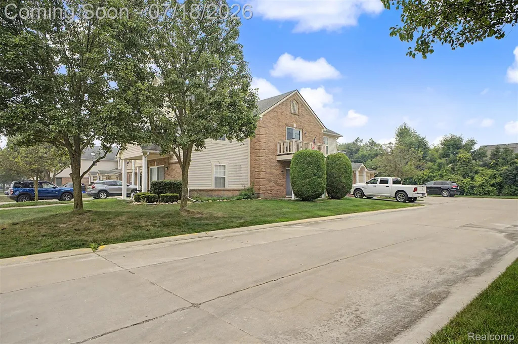 45741 Cagney Drive Macomb Township MI 48044