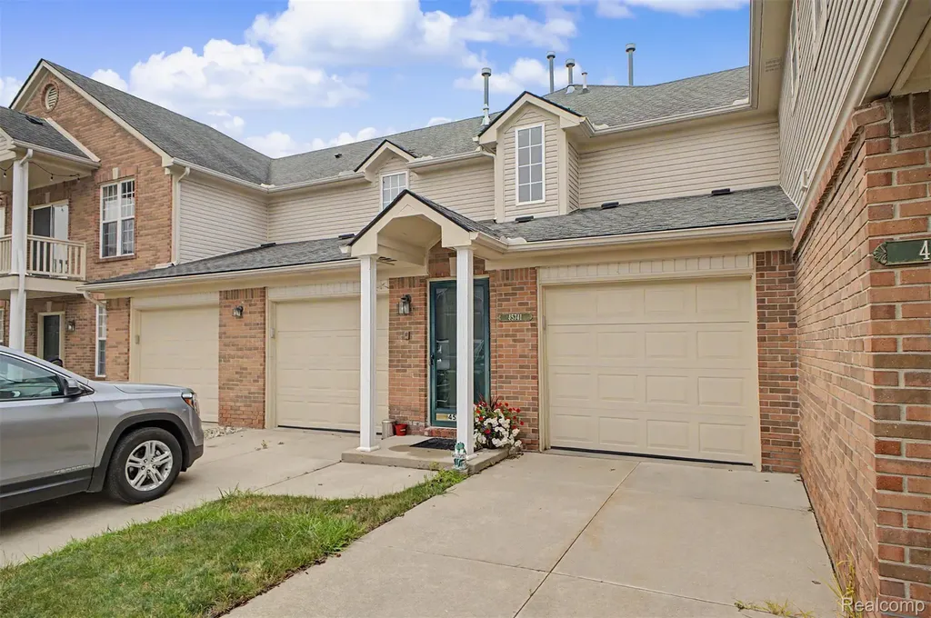 45741 Cagney Drive Macomb Township MI 48044
