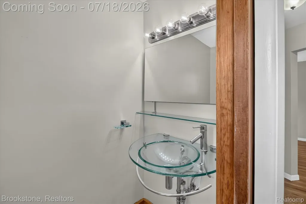 7176 Perry Lake Road Independence Charter Township MI 48346