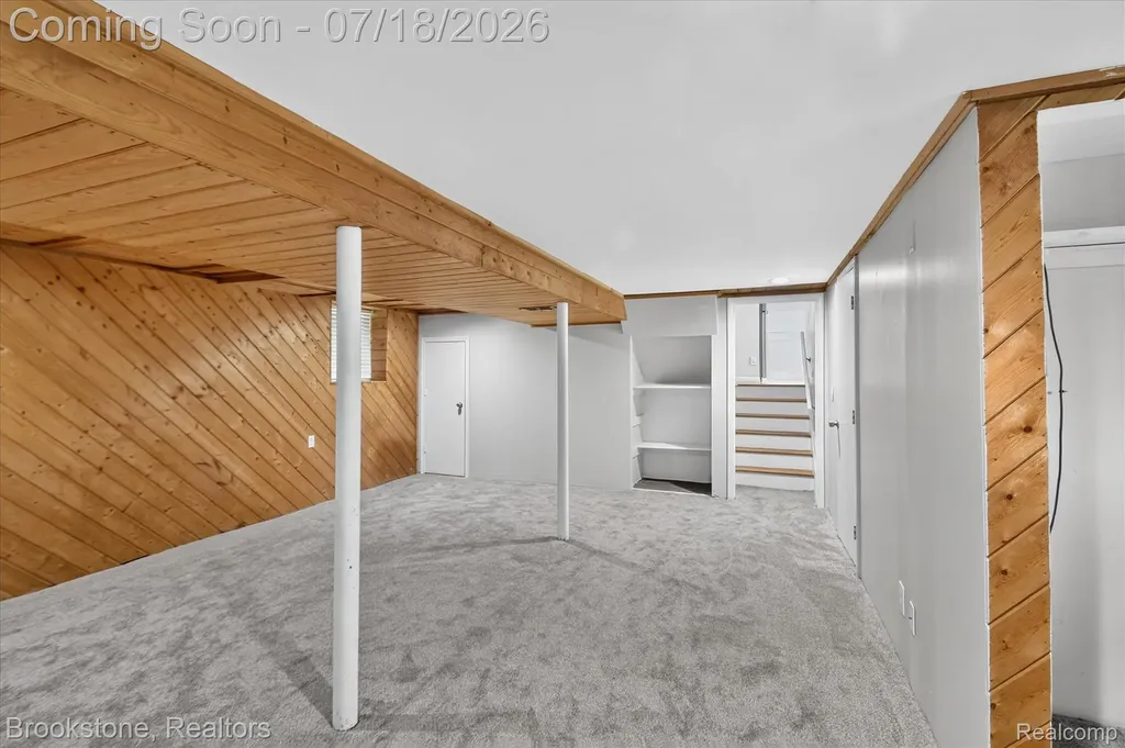 7176 Perry Lake Road Independence Charter Township MI 48346