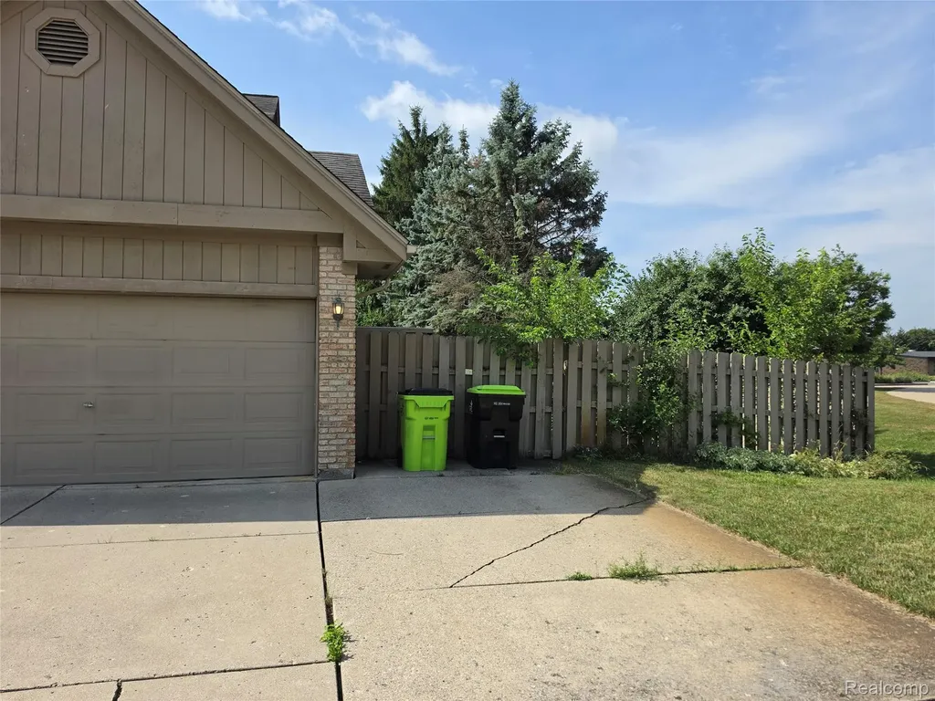 41921 Tamara Street Novi City MI 48375