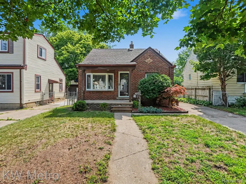 1023 Hoffman Avenue Royal Oak City MI 48067