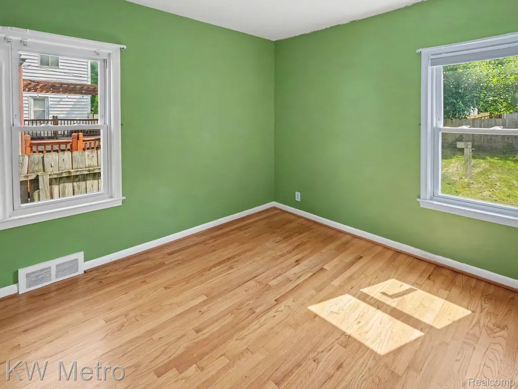 1023 Hoffman Avenue Royal Oak City MI 48067