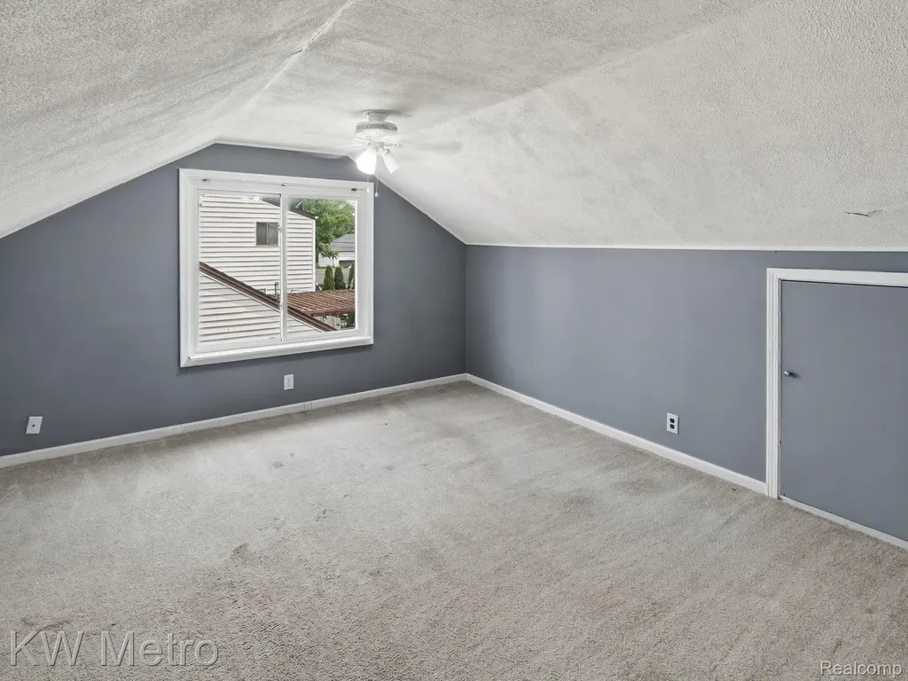 1023 Hoffman Avenue Royal Oak City MI 48067