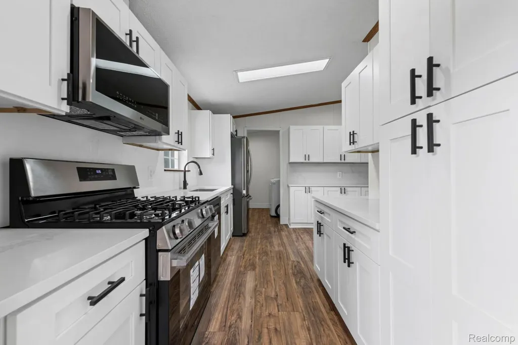 2190 Seymour Lake Road Brandon Charter Township MI 48462