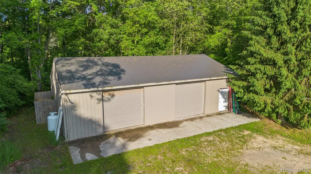 2190 Seymour Lake Road Brandon Charter Township MI 48462