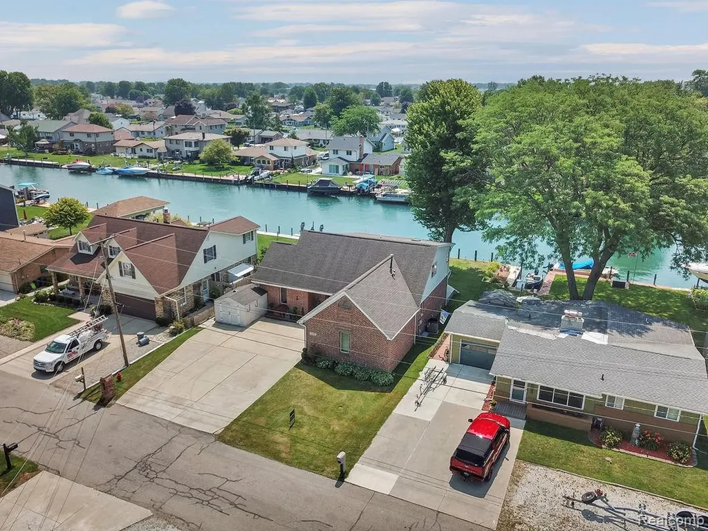 7277 Cardinal Street Clay Township MI 48001
