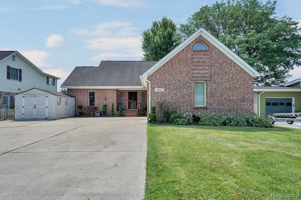 7277 Cardinal Street Clay Township MI 48001