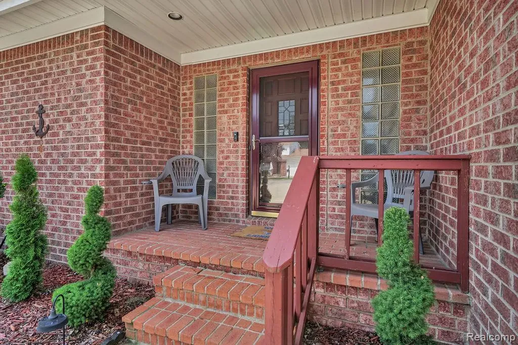 7277 Cardinal Street Clay Township MI 48001