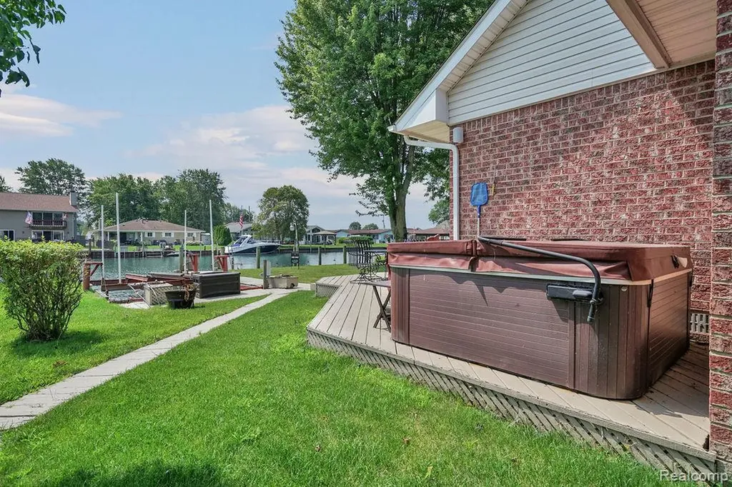 7277 Cardinal Street Clay Township MI 48001