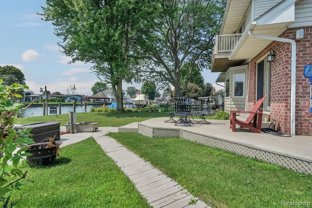 7277 Cardinal Street Clay Township MI 48001