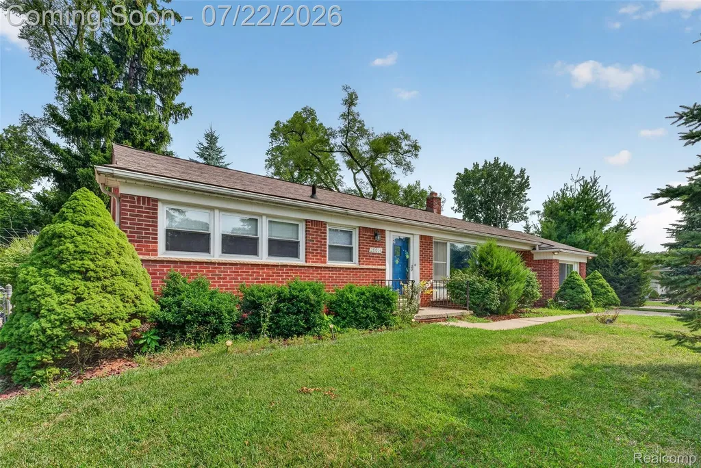 28014 6 Mile Road Livonia City MI 48152