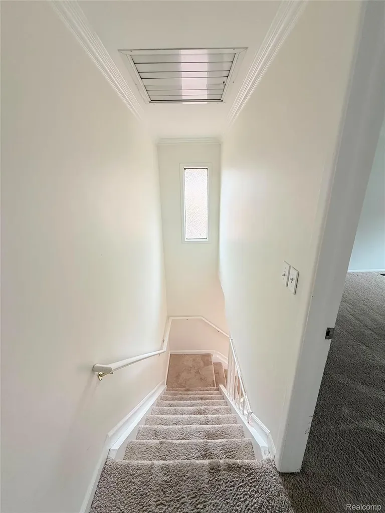 2910 Moon Lake Drive West Bloomfield Charter Township MI 48323
