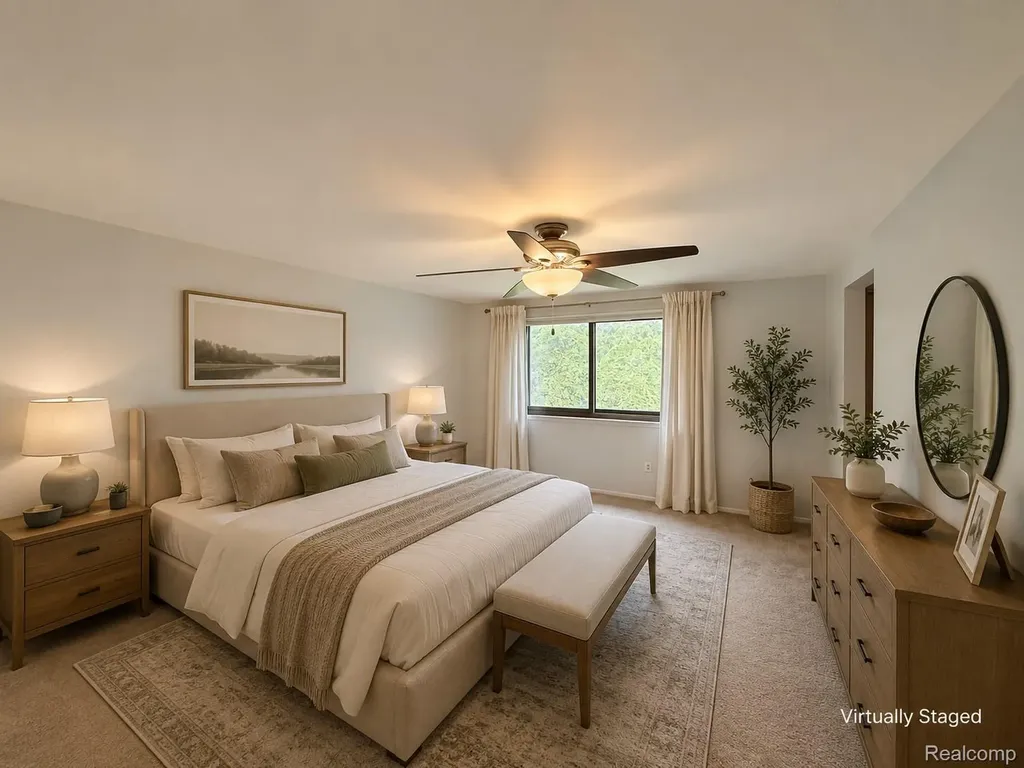 2910 Moon Lake Drive West Bloomfield Charter Township MI 48323