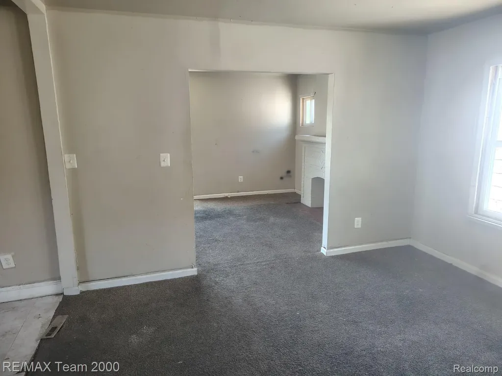 9186 Steel Street Detroit City MI 48228