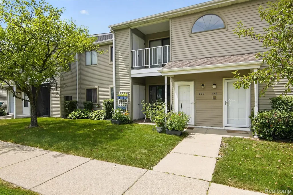 777 Clubhouse Drive York Charter Township MI 48197