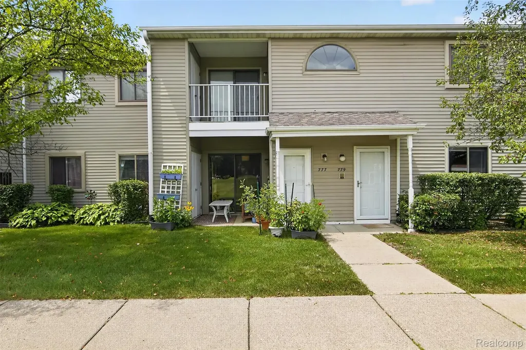 777 Clubhouse Drive York Charter Township MI 48197