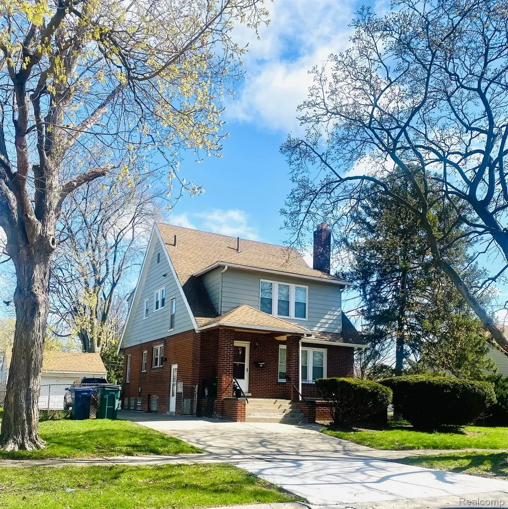 2084 Markese Avenue Lincoln Park City MI 48146