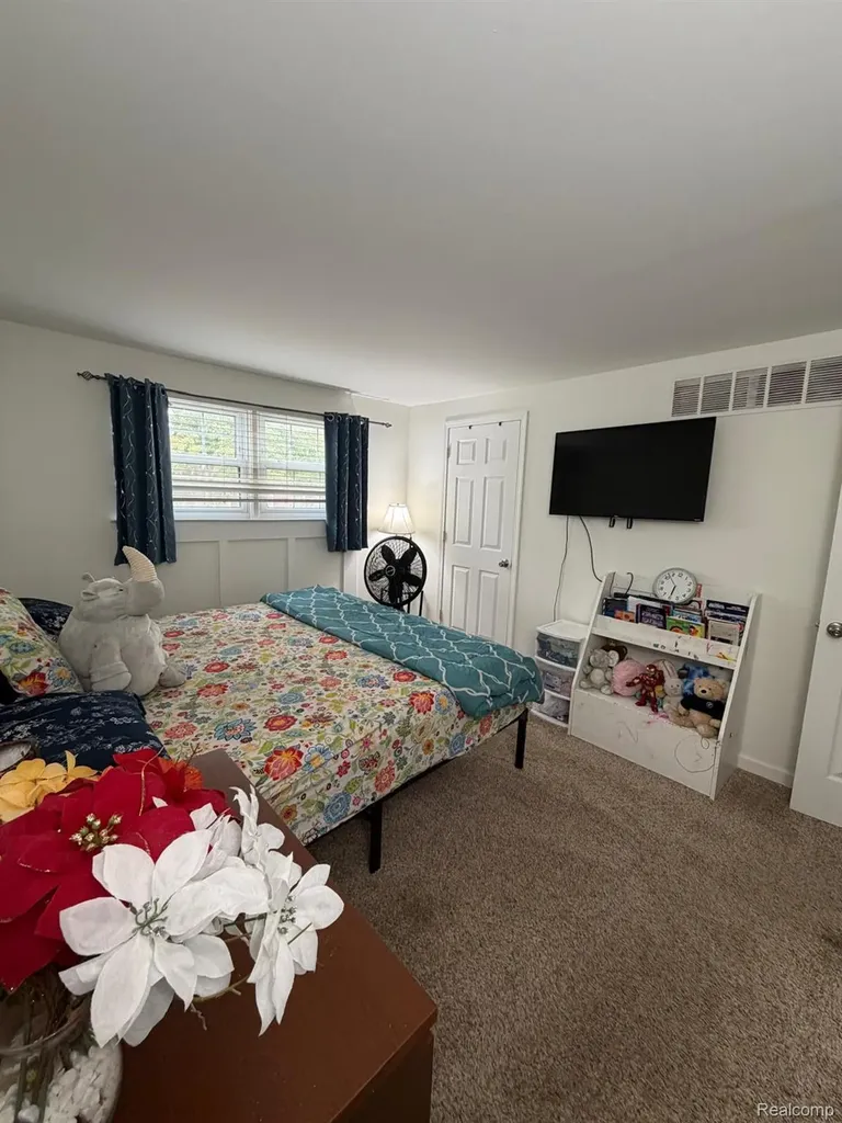 6905 Harvard Lane Canton Charter Township MI 48187