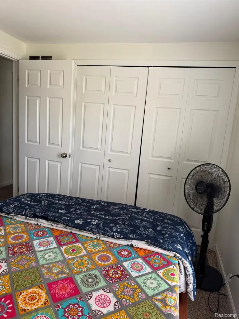 6905 Harvard Lane Canton Charter Township MI 48187