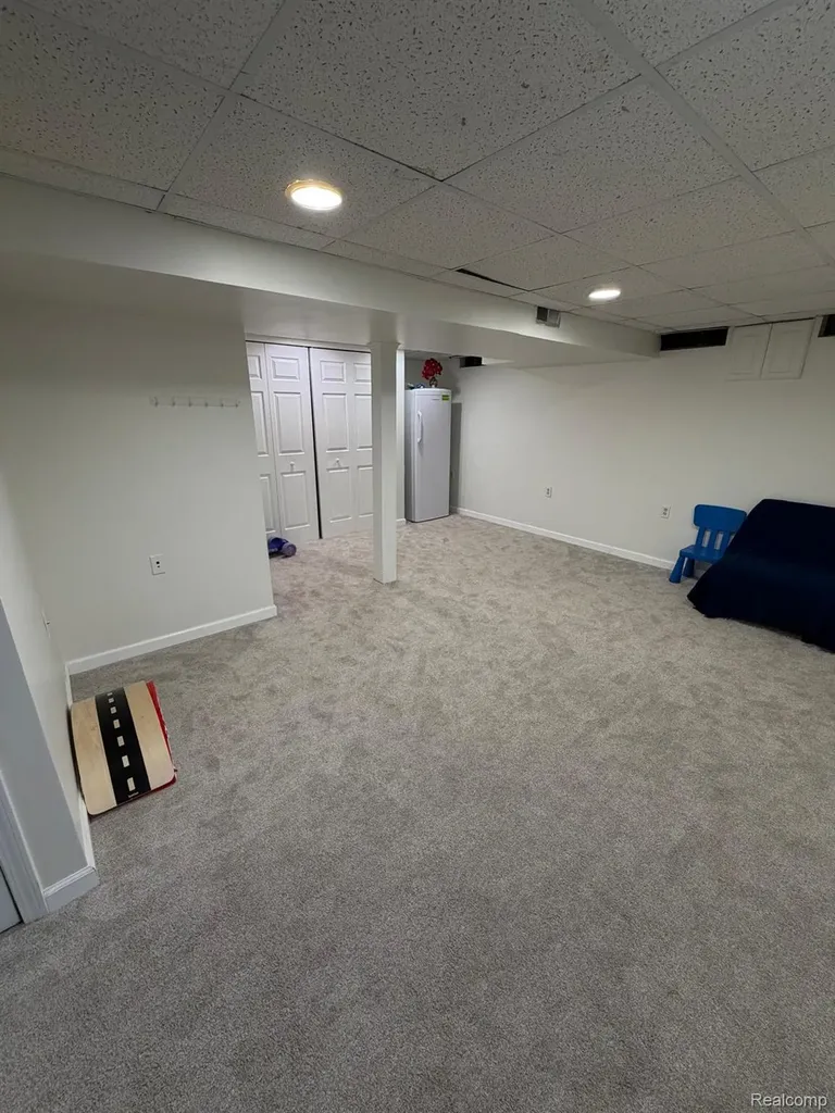 6905 Harvard Lane Canton Charter Township MI 48187