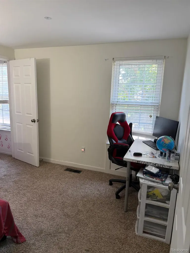 6905 Harvard Lane Canton Charter Township MI 48187