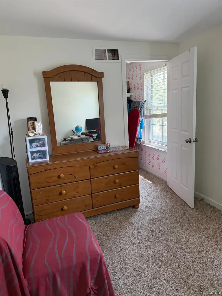 6905 Harvard Lane Canton Charter Township MI 48187