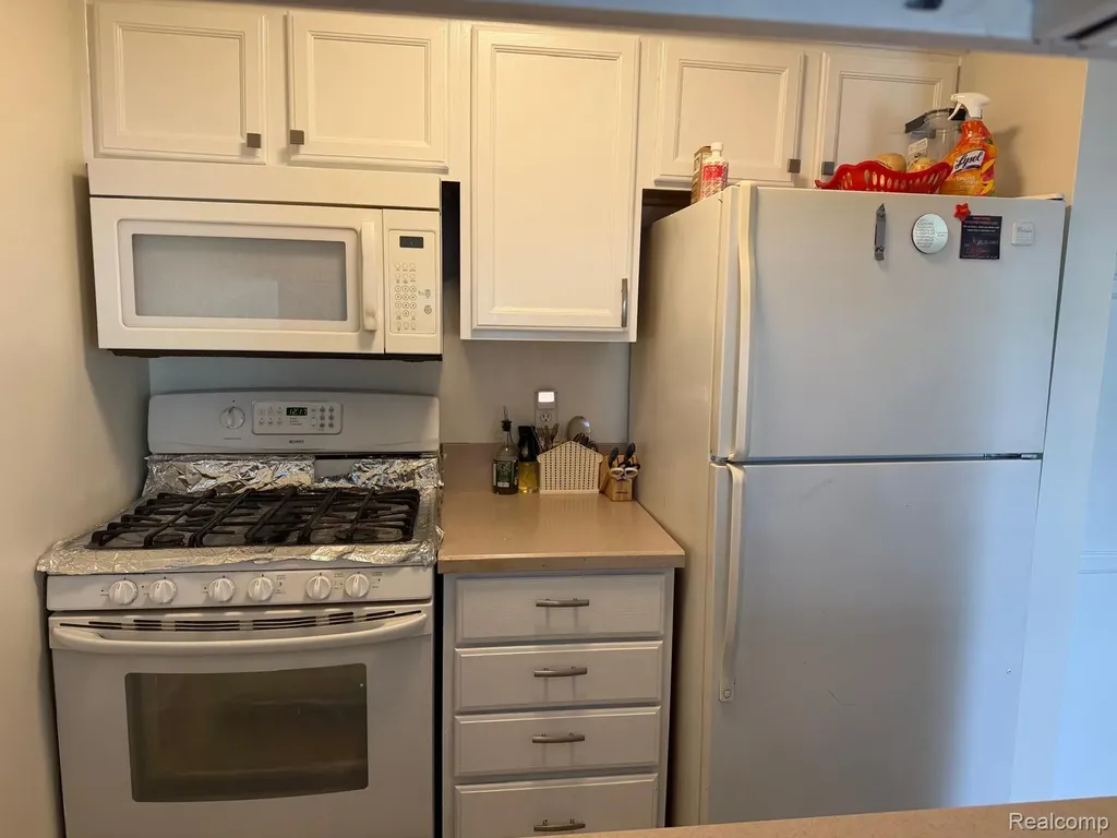 6905 Harvard Lane Canton Charter Township MI 48187