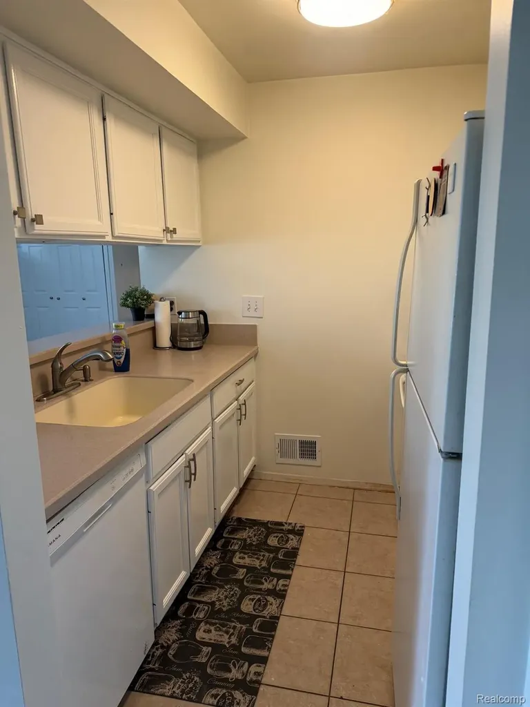 6905 Harvard Lane Canton Charter Township MI 48187