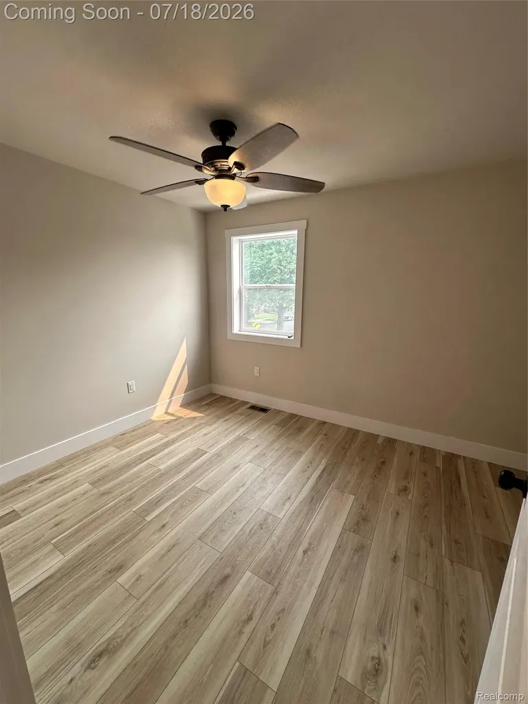 1626 Marion Avenue Lincoln Park City MI 48146