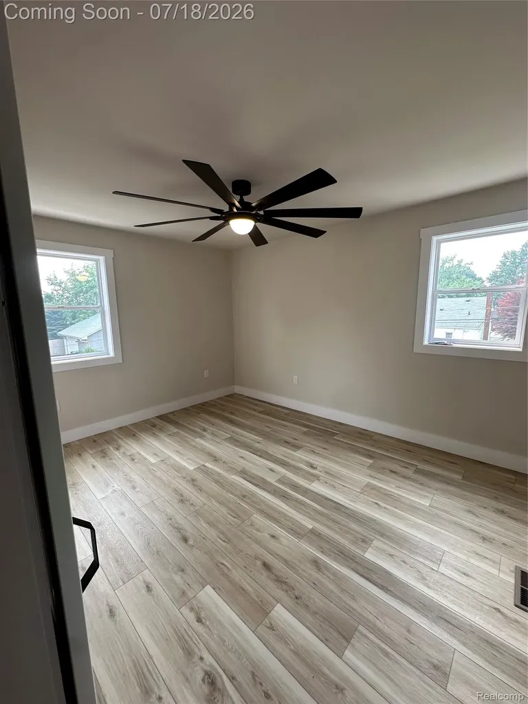1626 Marion Avenue Lincoln Park City MI 48146
